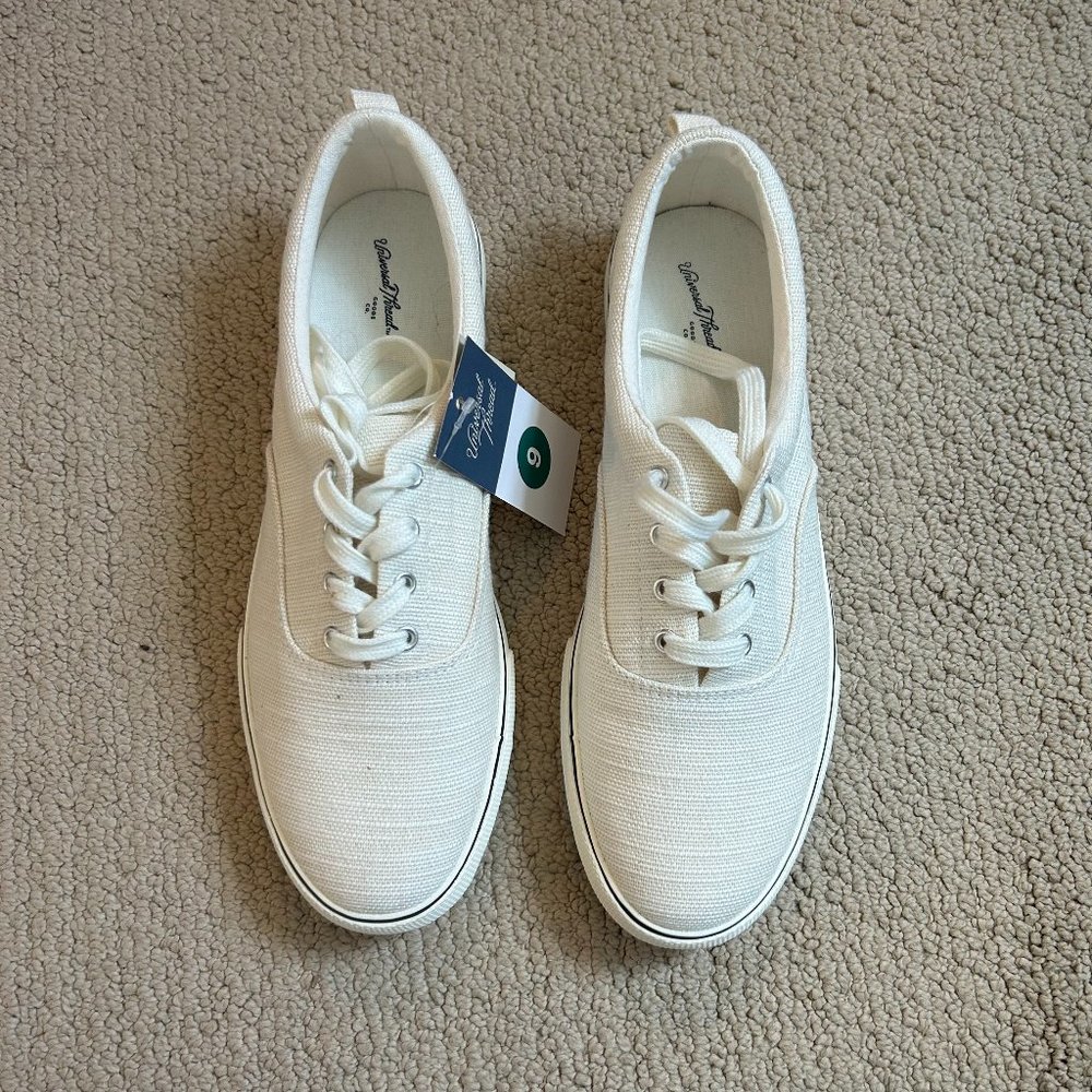 Target Universal Thread Lace Up Sneakers - Size 9 / NWT